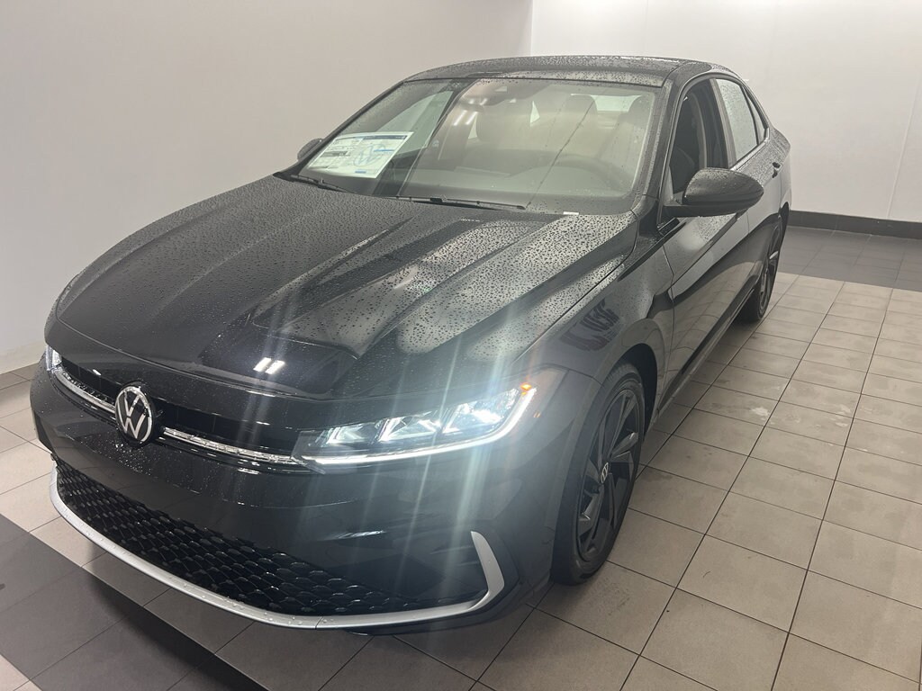 2025 Volkswagen Jetta 1.5T SE photo 3