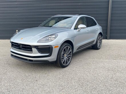 2025 Porsche Macan SUV
