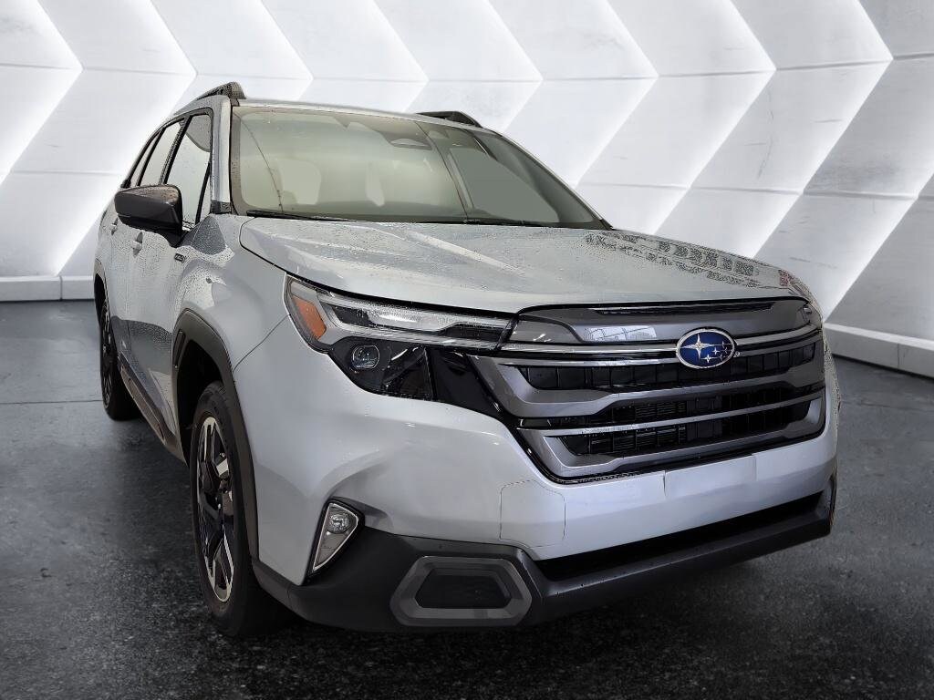 New 2025 Subaru Forester Hybrid Limited SUV