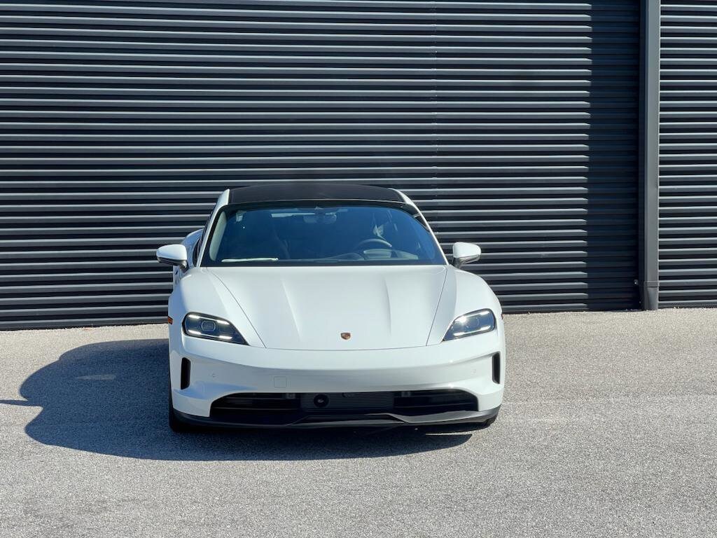 2025 Porsche Taycan Base photo 2