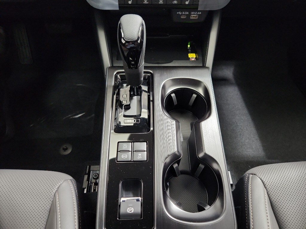2026 Subaru Outback Limited - Photo 27