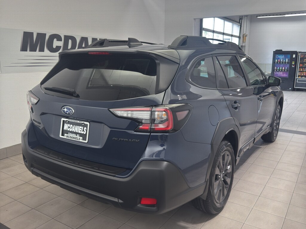 2025 Subaru Outback Onyx Edition photo 4