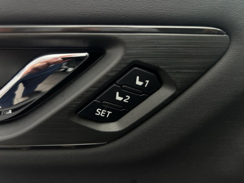 2026 Subaru Outback Touring XT - Photo 10