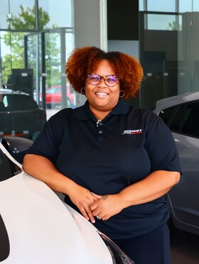 Staff member Shanay Reid from ID_fbf2a10f55ef