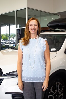 Staff member Tracey McDaniels-Miller from ID_643871d4c996