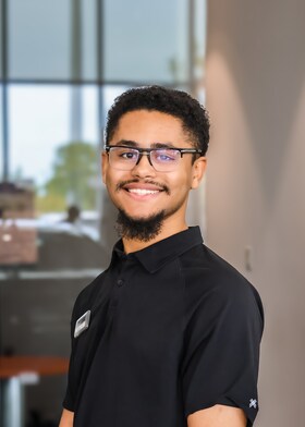 Staff member Dorian Jackson from ID_bb47378f133e