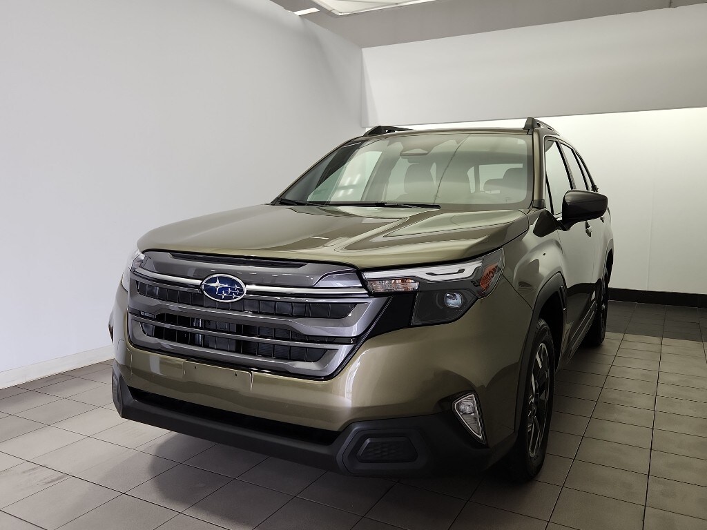 Used 2025 Subaru Forester Premium SUV