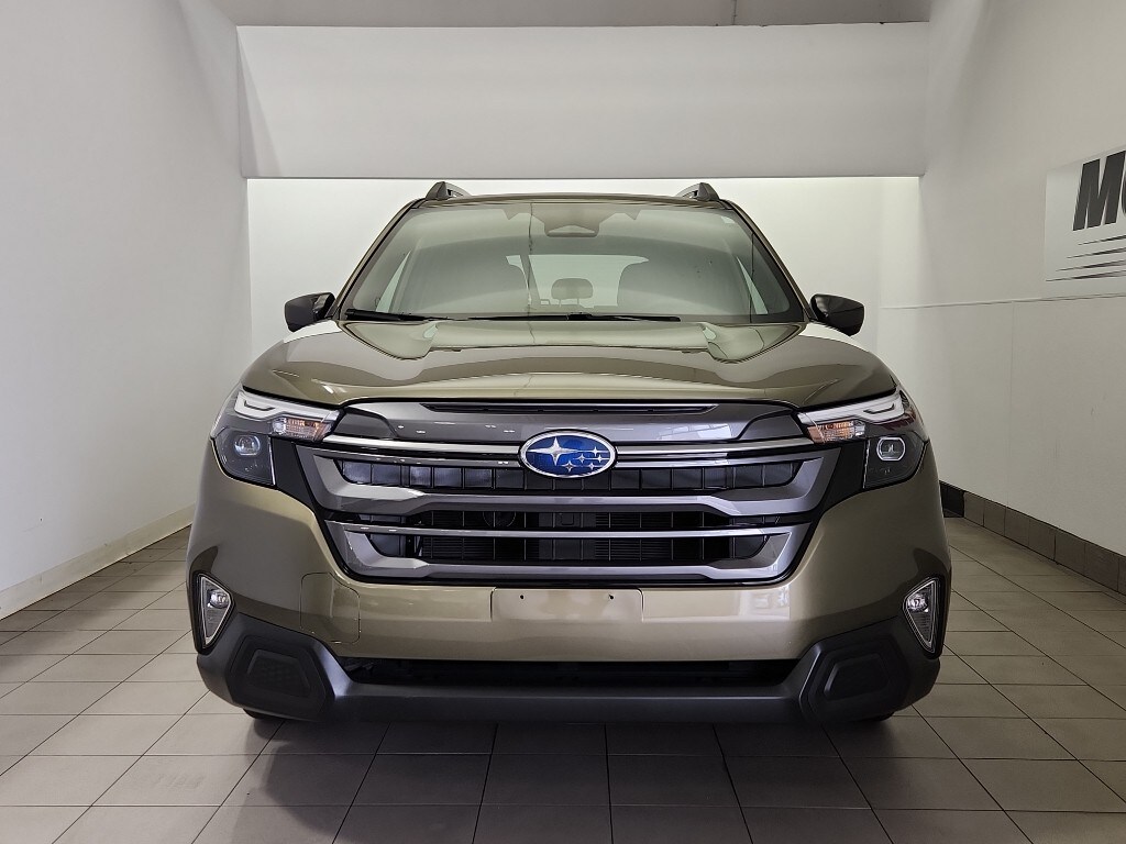 Used 2025 Subaru Forester Premium SUV