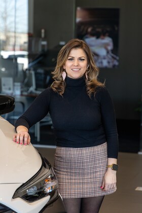 Staff member Jessica Bryant from ID_3b518888f076