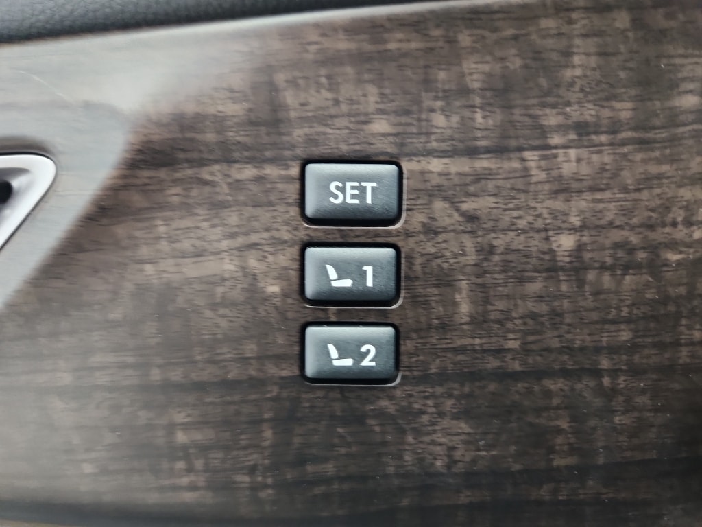 2026 Subaru Ascent Touring - Photo 9