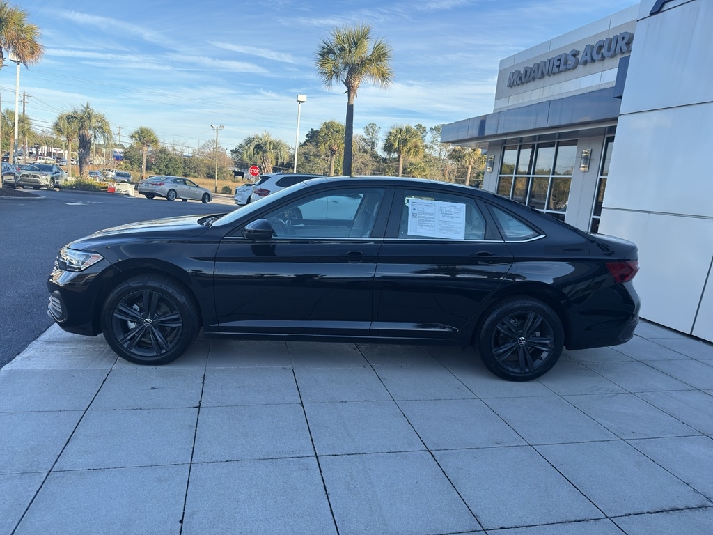 Used 2023 Volkswagen Jetta 1.5T SE Sedan