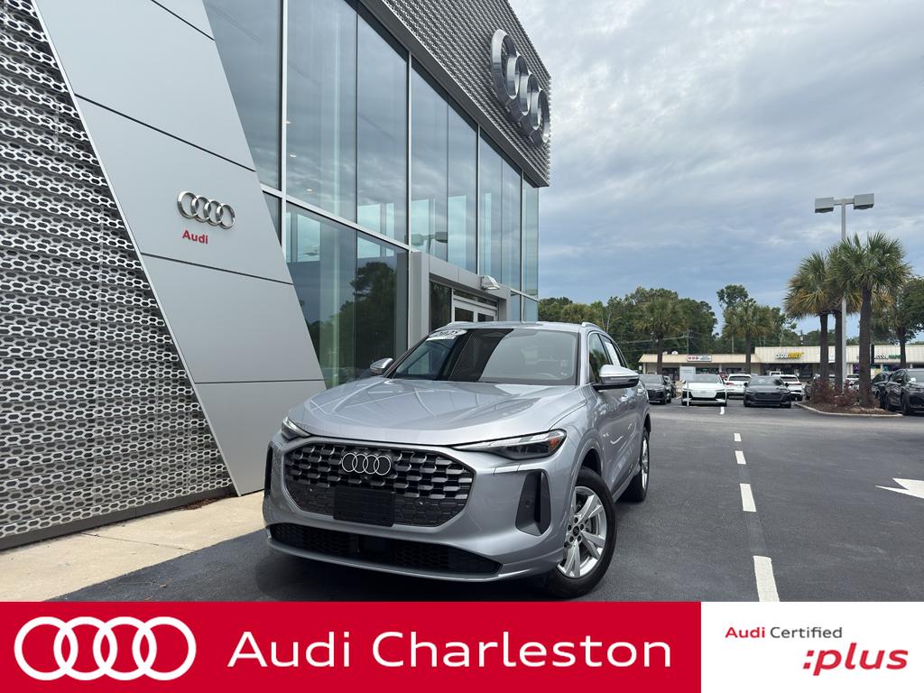 2025 Audi Q5 40 Premium's photo
