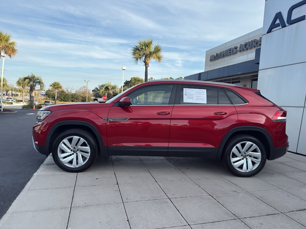 Used 2022 Volkswagen Atlas Cross Sport 2.0T SE w/Technology SUV