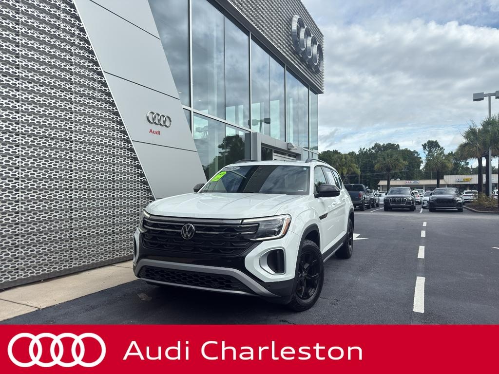 Used 2024 Volkswagen Atlas 2.0T Peak Edition SE w/Technology SUV