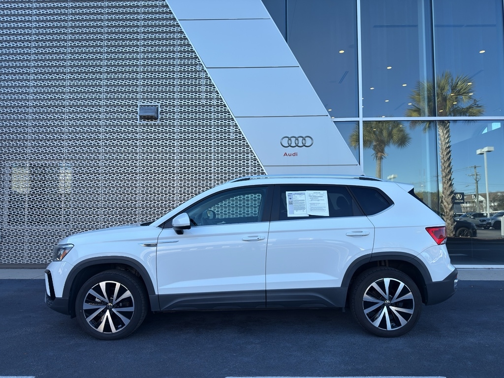 Used 2022 Volkswagen Taos 1.5T SE SUV