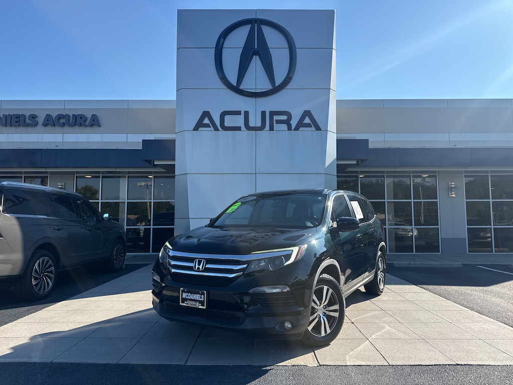 Used 2017 Honda Pilot EX-L w/Navigation FWD SUV