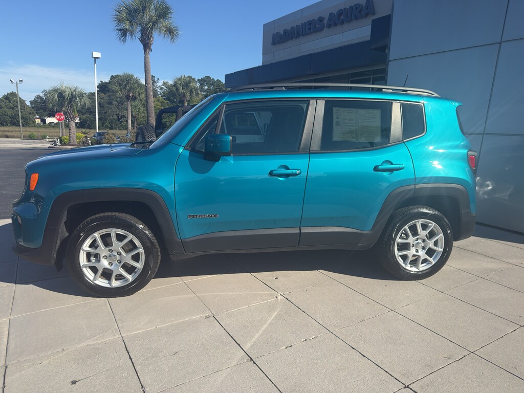 2021 Jeep Renegade Latitude photo 2