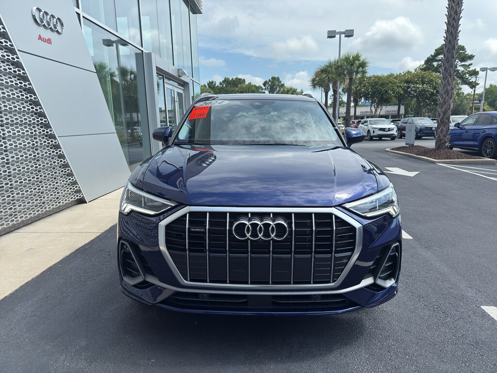 2024 Audi Q3 45 TFSI S line Premium photo 2