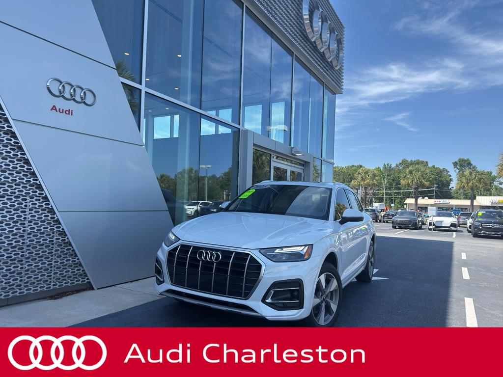 2023 Audi Q5 40 Premium's photo