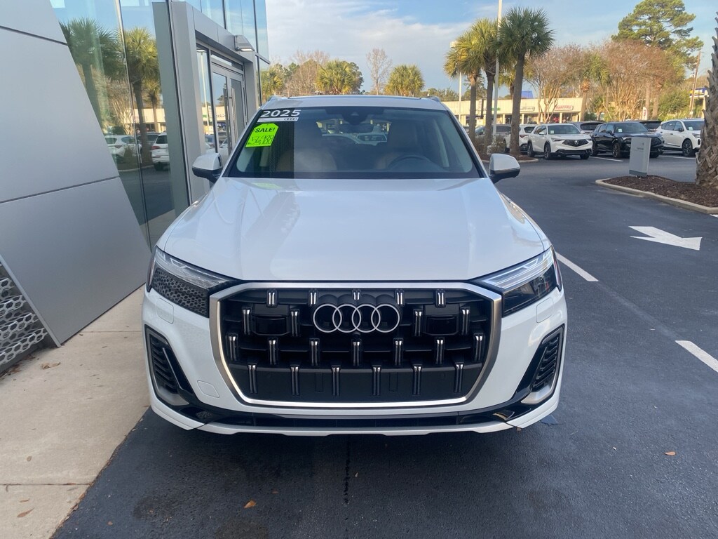 Certified 2025 Audi Q7 55 Premium SUV