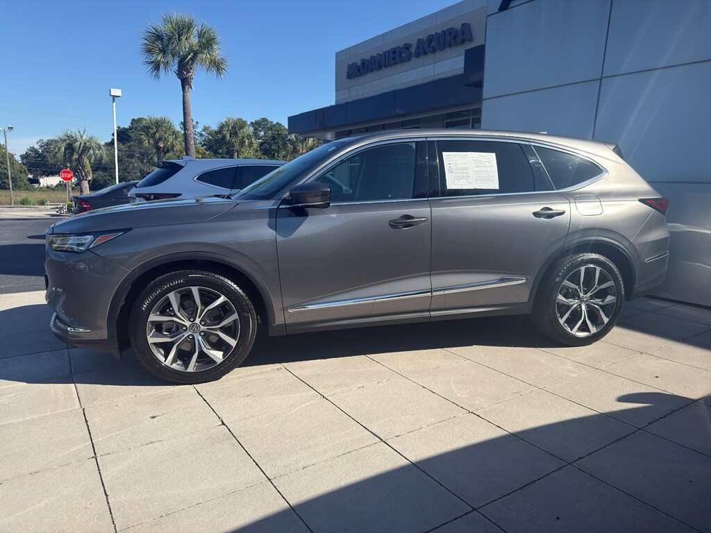 2023 Acura MDX SH-AWD Technology photo 3