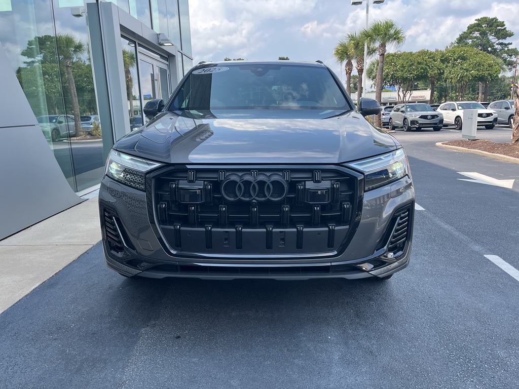 Used 2025 Audi Q7 45 Premium SUV