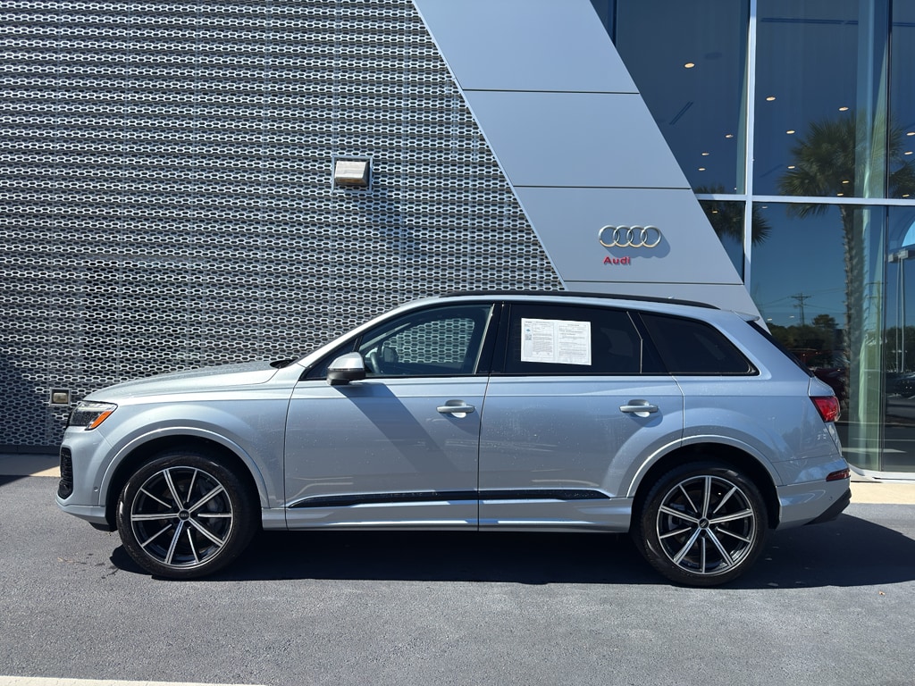 Used 2025 Audi Q7 45 Premium SUV