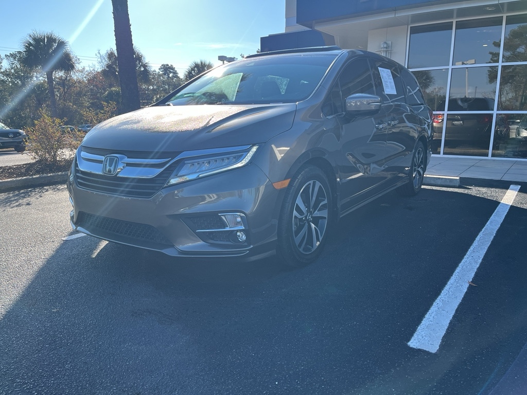 2018 Honda Odyssey Elite's photo