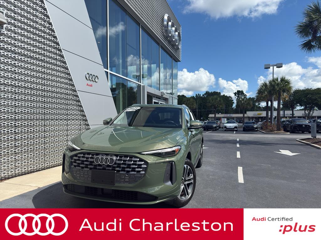 2025 Audi Q5 40 Premium Plus's photo