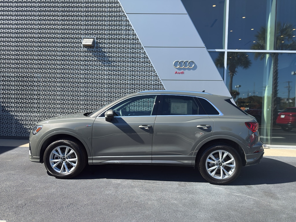 Certified 2025 Audi Q3 45 S line Premium SUV