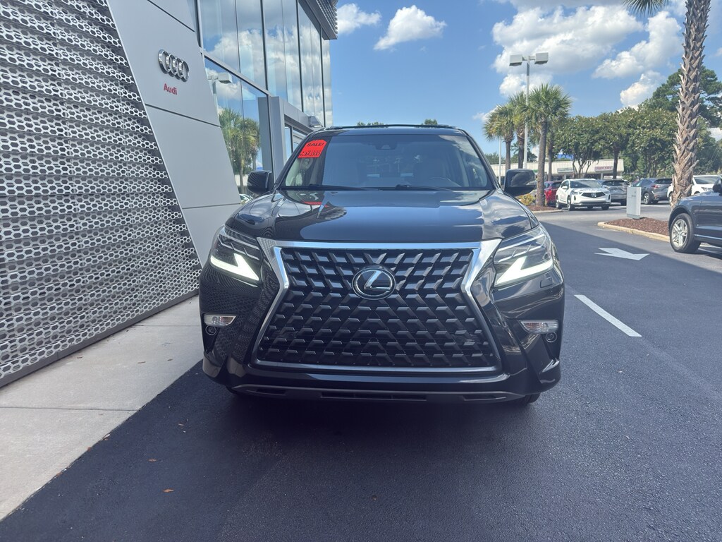 2022 Lexus GX 460 Premium photo 2