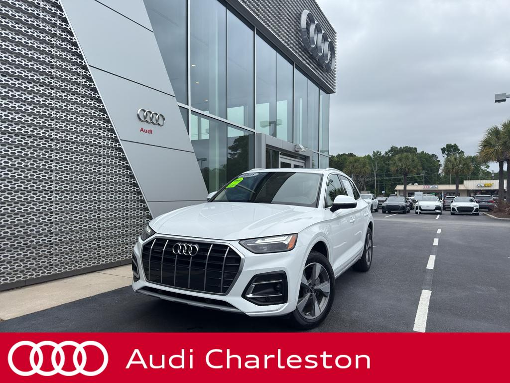 2023 Audi Q5 40 Premium's photo