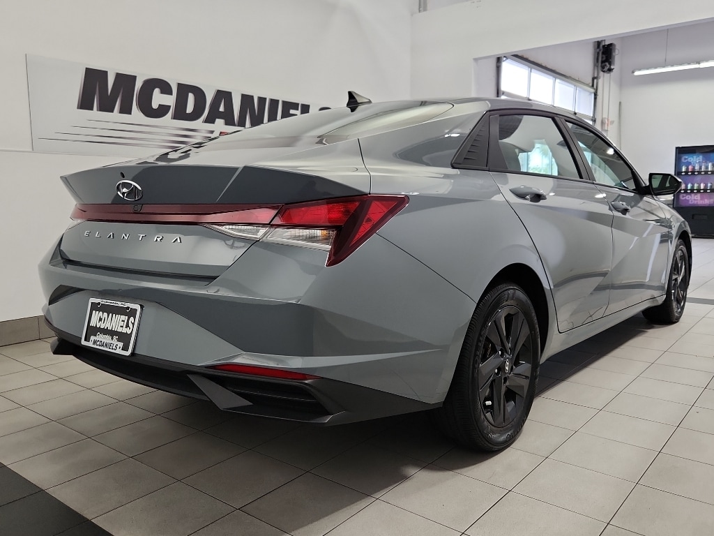 Used 2021 Hyundai Elantra SEL Sedan