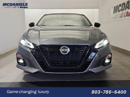 2022 Nissan Altima 2.5 SR Sedan