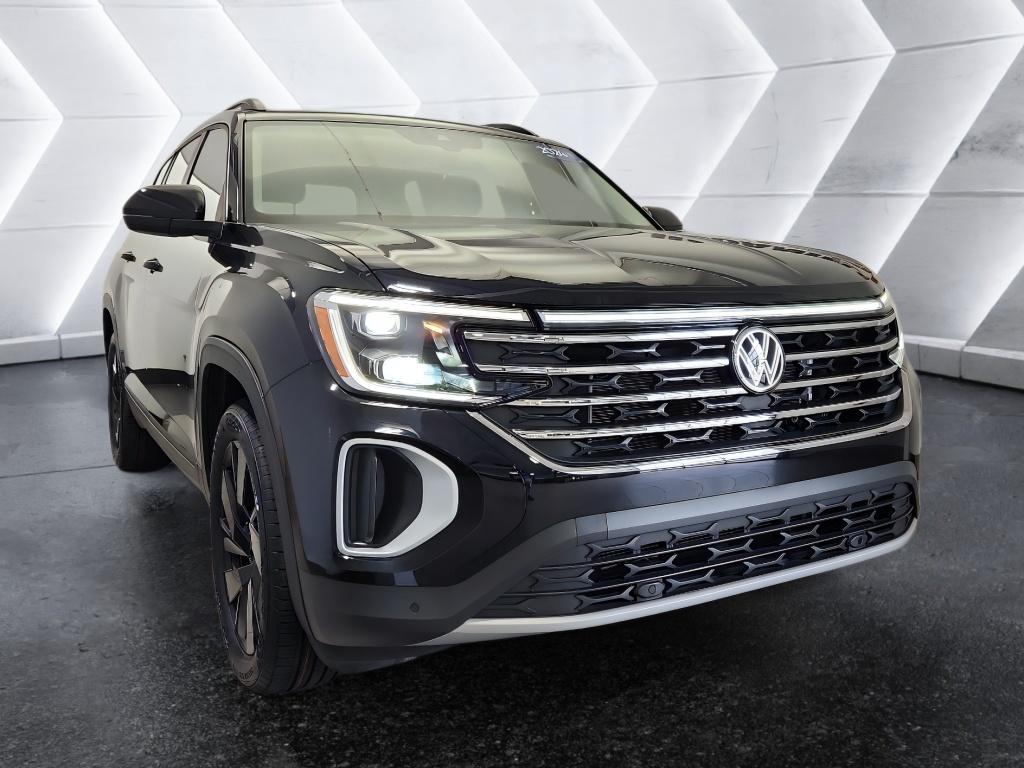 2024 Volkswagen Atlas 2.0T SE w/Tech's photo