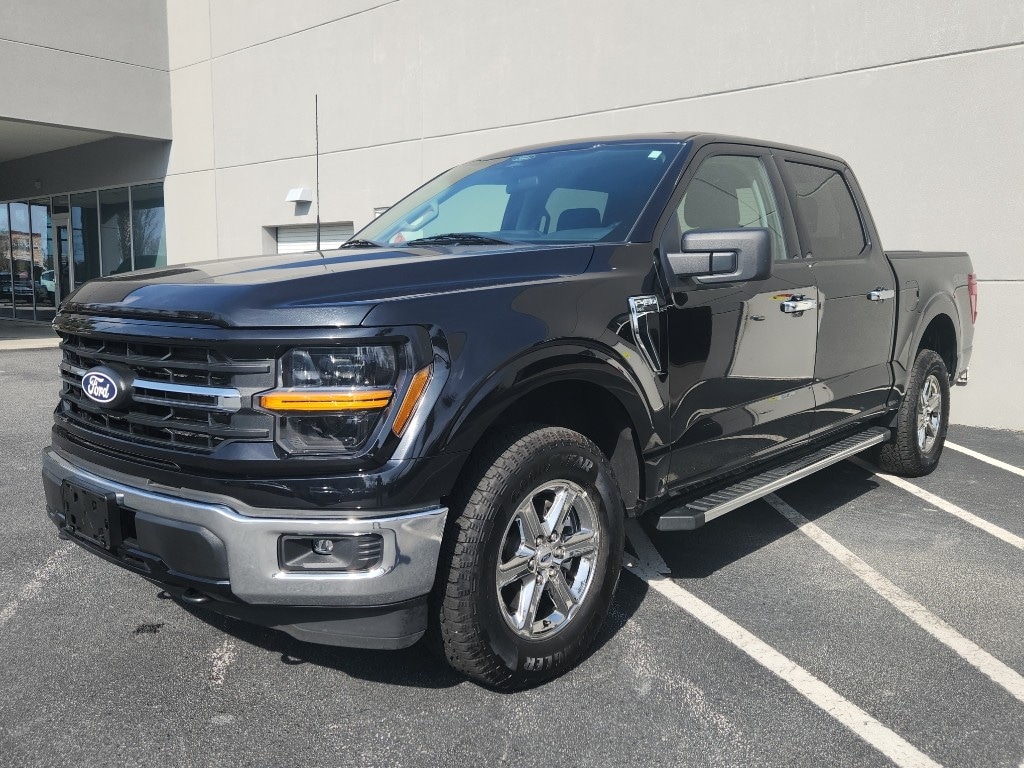 Used 2025 Ford F-150 XLT Truck SuperCrew Cab