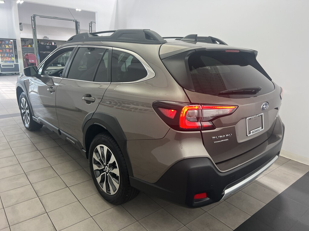 2024 Subaru Outback Limited photo 4