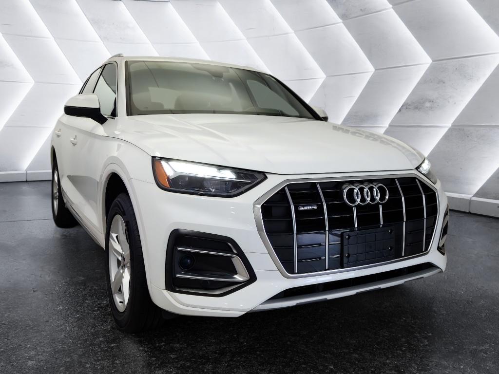 2023 Audi Q5 40 Premium's photo