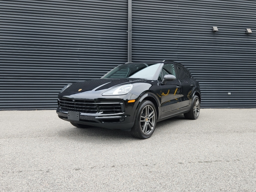 2022 Porsche Cayenne's photo