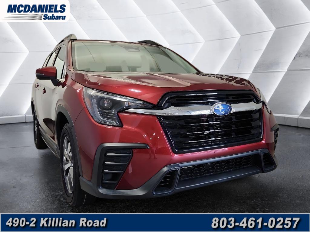 2023 Subaru Ascent Premium 7 Passenger's photo