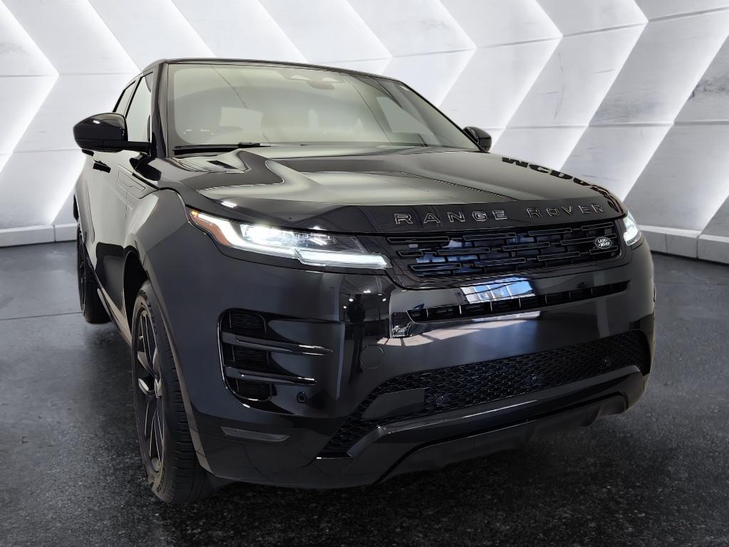 2025 Land Rover Range Rover Evoque Dynamic SE's photo