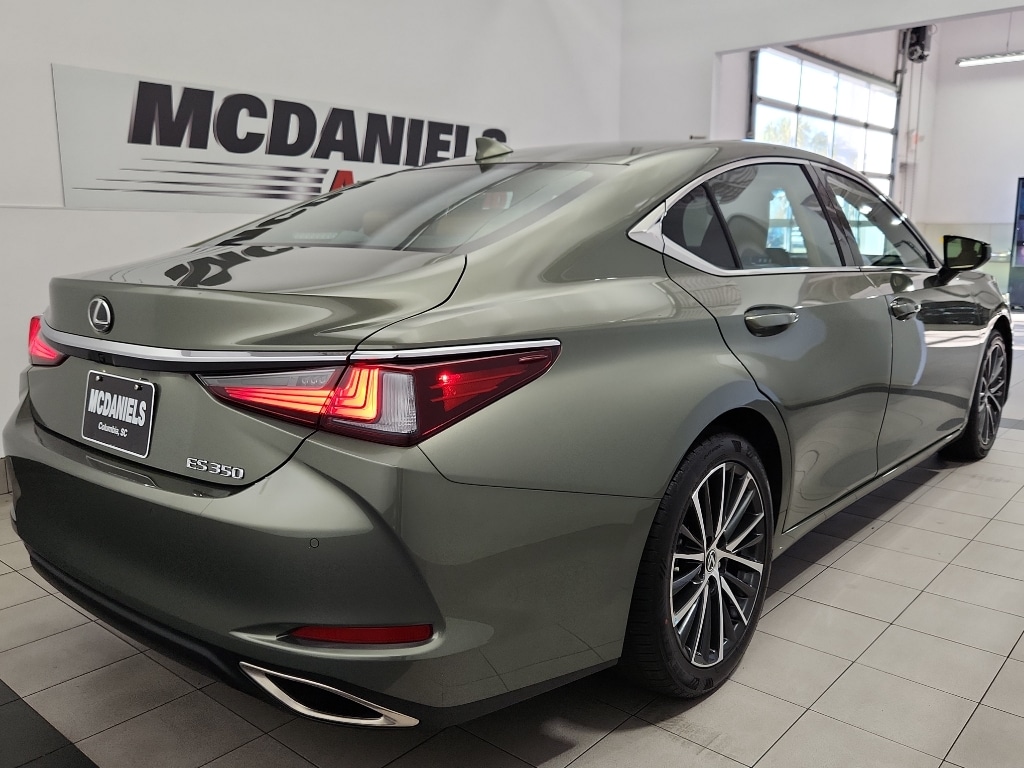 Used 2024 Lexus ES 350 Sedan