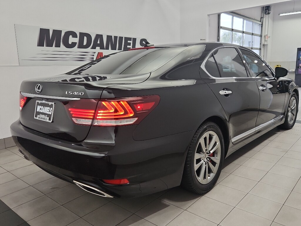 2013 Lexus LS 460 photo 4