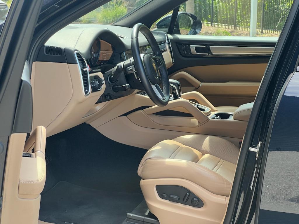 Certified 2022 Porsche Cayenne E-Hybrid SUV