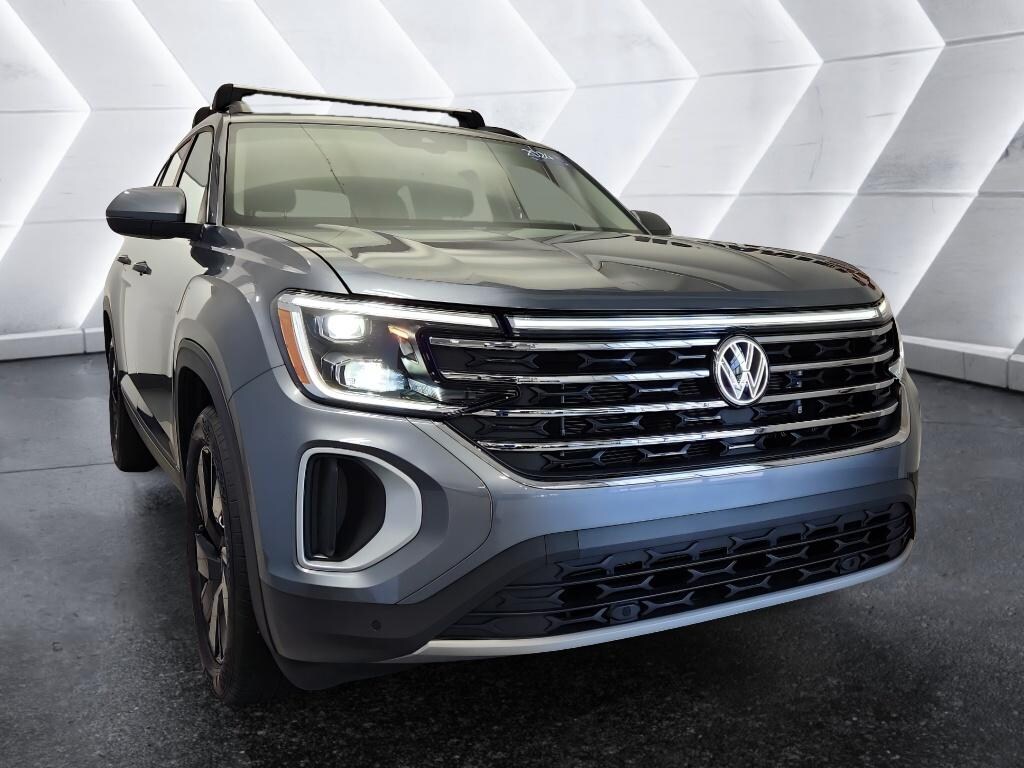 Certified 2024 Volkswagen Atlas 2.0T SE w/Technology SUV