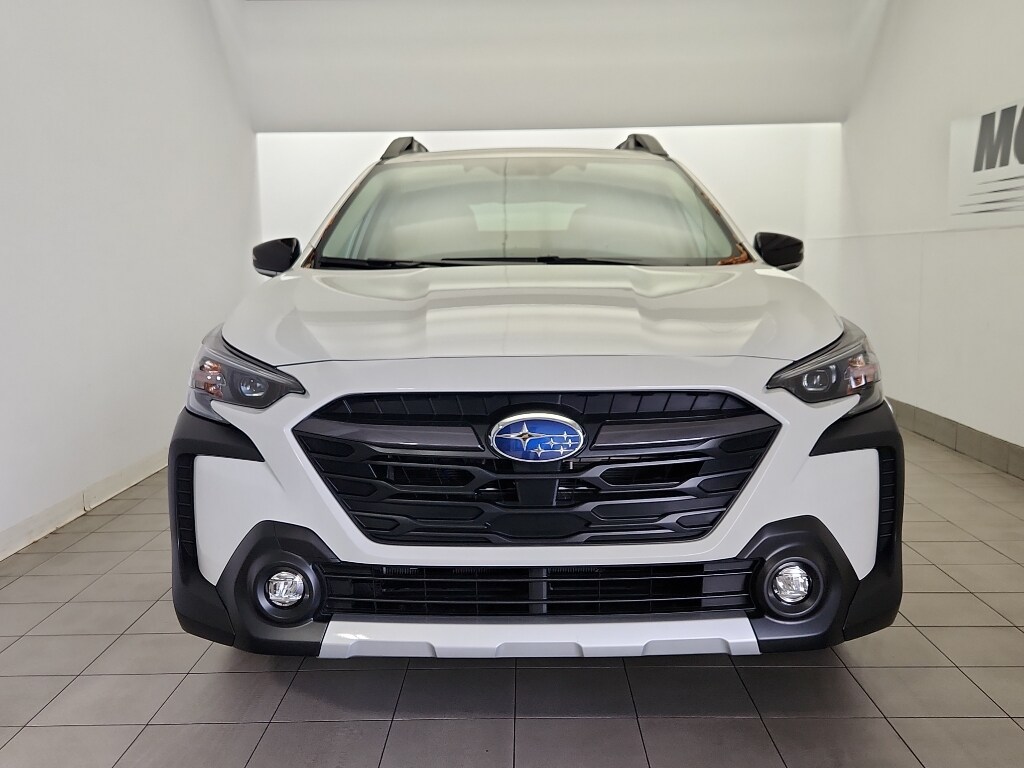 2025 Subaru Outback Limited photo 2