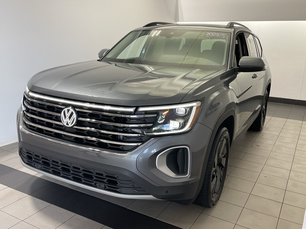 Certified 2025 Volkswagen Atlas 2.0T SE w/Technology SUV