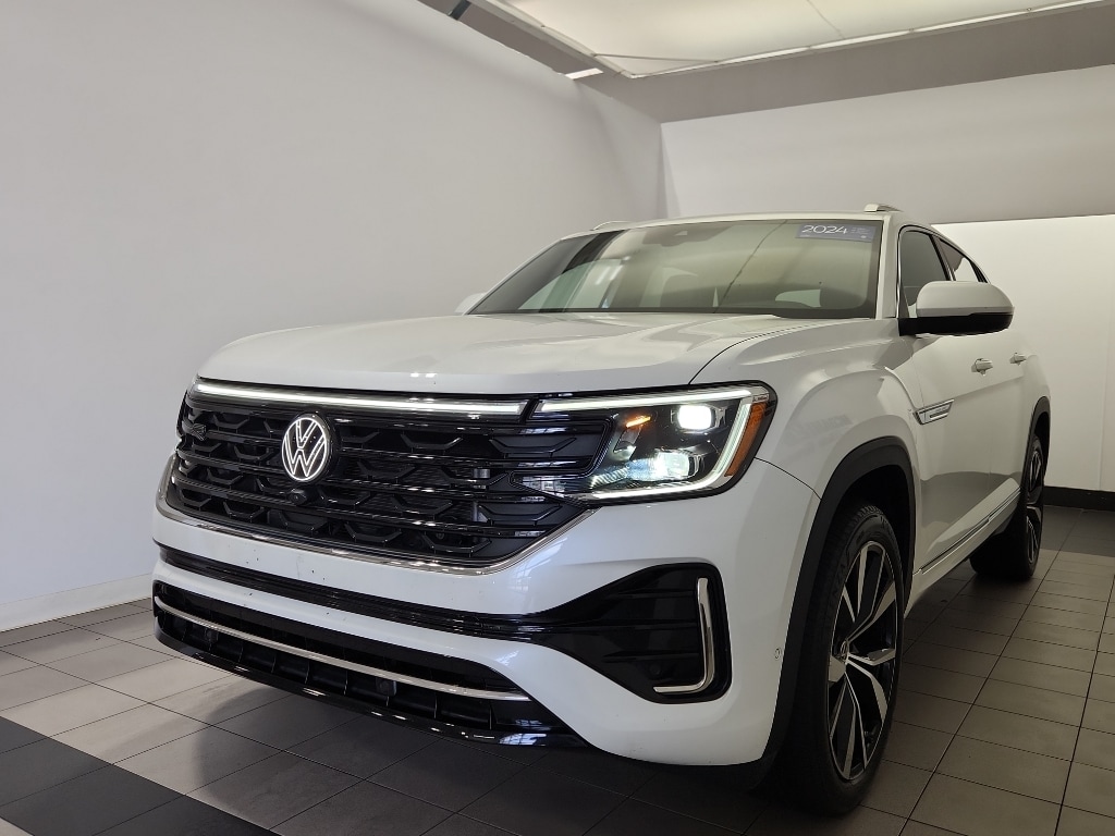 Certified 2024 Volkswagen Atlas Cross Sport 2.0T SEL Premium R-Line SUV