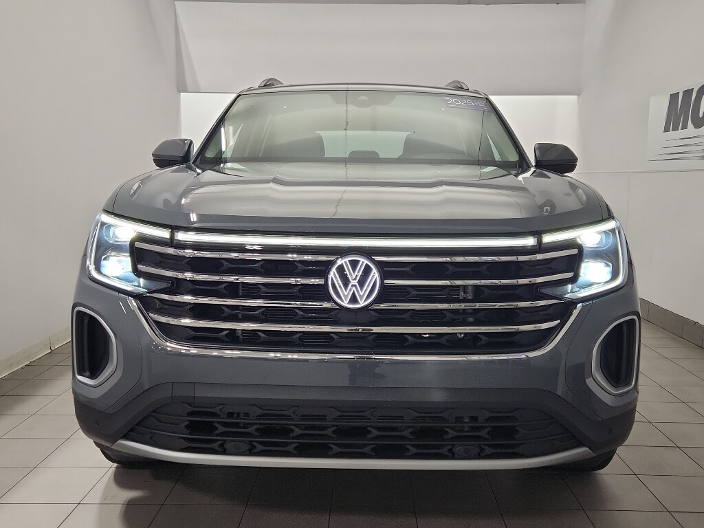 Certified 2025 Volkswagen Atlas 2.0T SE w/Technology SUV