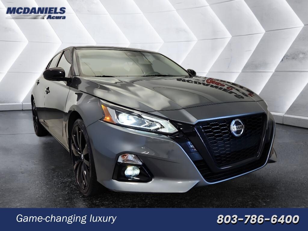 Used 2022 Nissan Altima 2.5 SR Sedan
